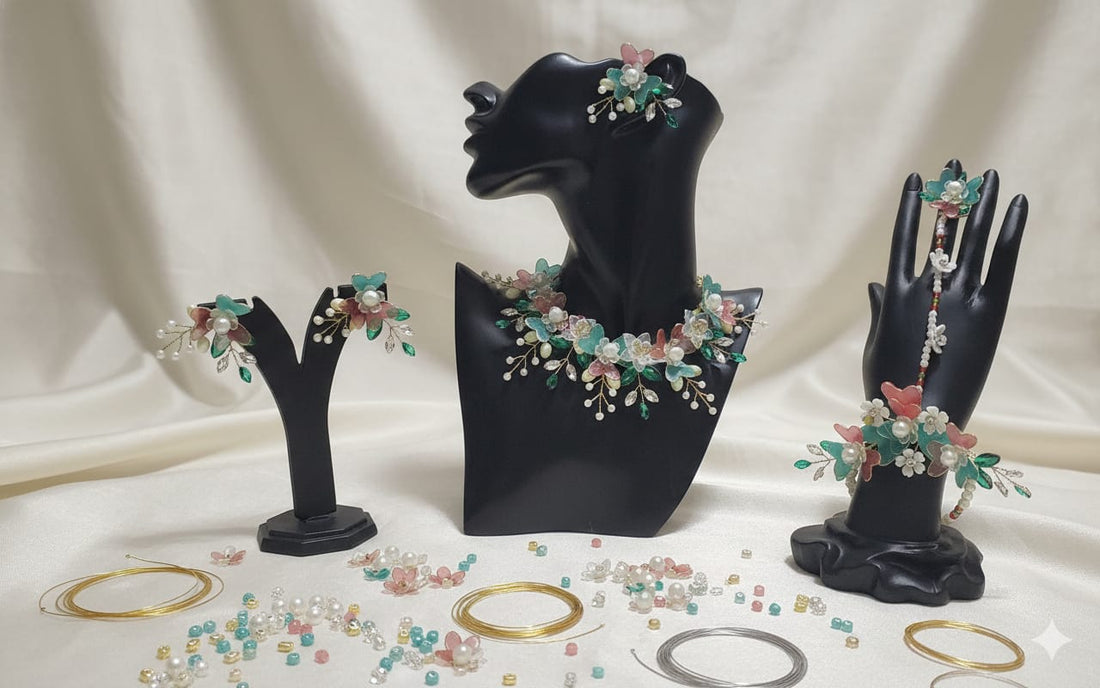 Red-Green Symphnoy Set (1 Necklace, 2 Ring Bracelet, 1 Pair of Earrings, 1 Maang Tikka)