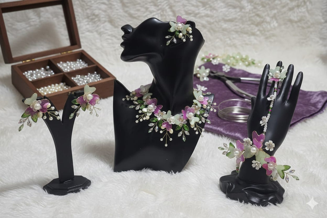 Rani-Pista Symphnoy Set (1 Necklace, 2 Ring Bracelet, 1 Pair of Earrings, 1 Maang Tikka)