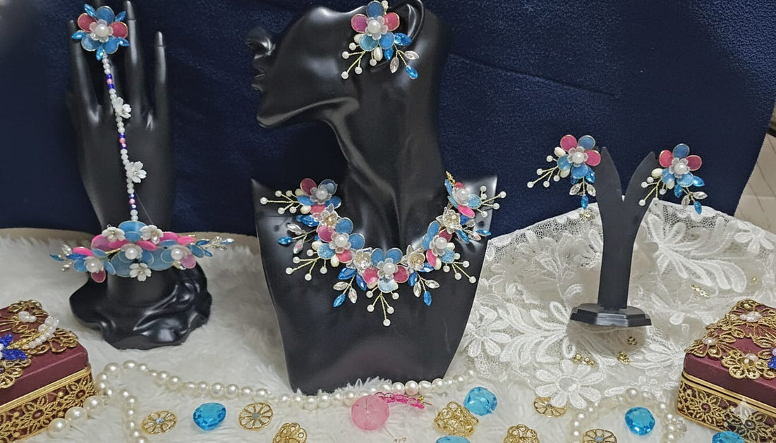 Rani-Blue Tilak Petals Set (1 Necklace, 2 Ring Bracelet, 1 Pair of Earrings, 1 Maang Tikka)